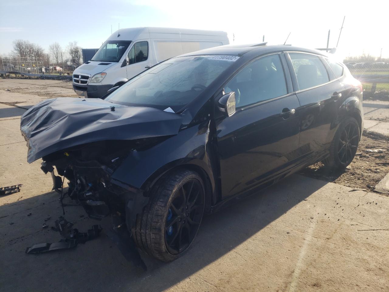 Photo 2 from auction – 2017 FORD FOCUS RS with VIN WF0DP3TH0H4118535