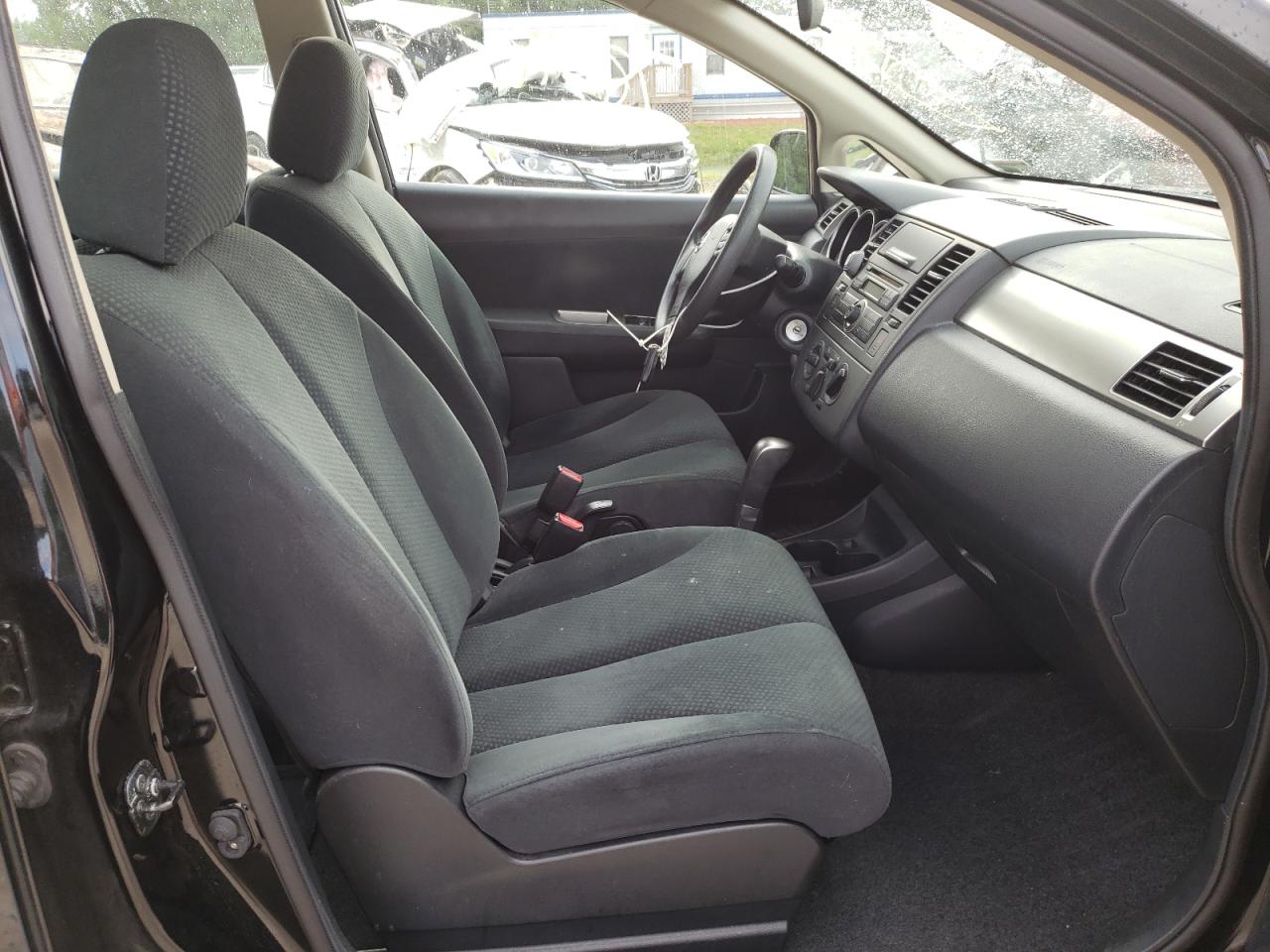 Photo 5 from auction – 2011 NISSAN VERSA S with VIN 3N1BC1CP1BL507061