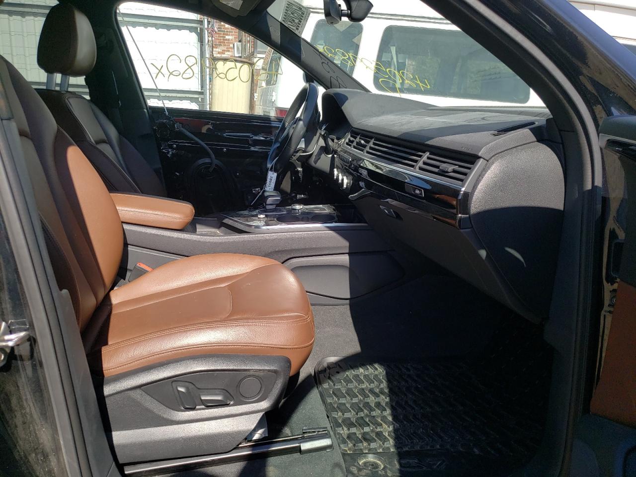 Photo 5 from auction – 2017 AUDI Q7 PREMIUM with VIN WA1LHAF71HD044667