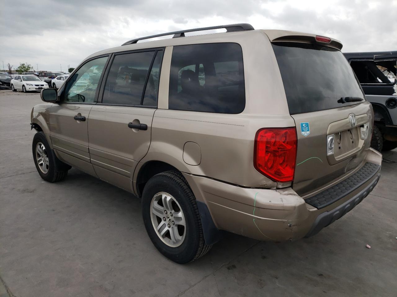 Photo 3 from auction – 2004 HONDA PILOT EX with VIN 2HKYF184X4H596760