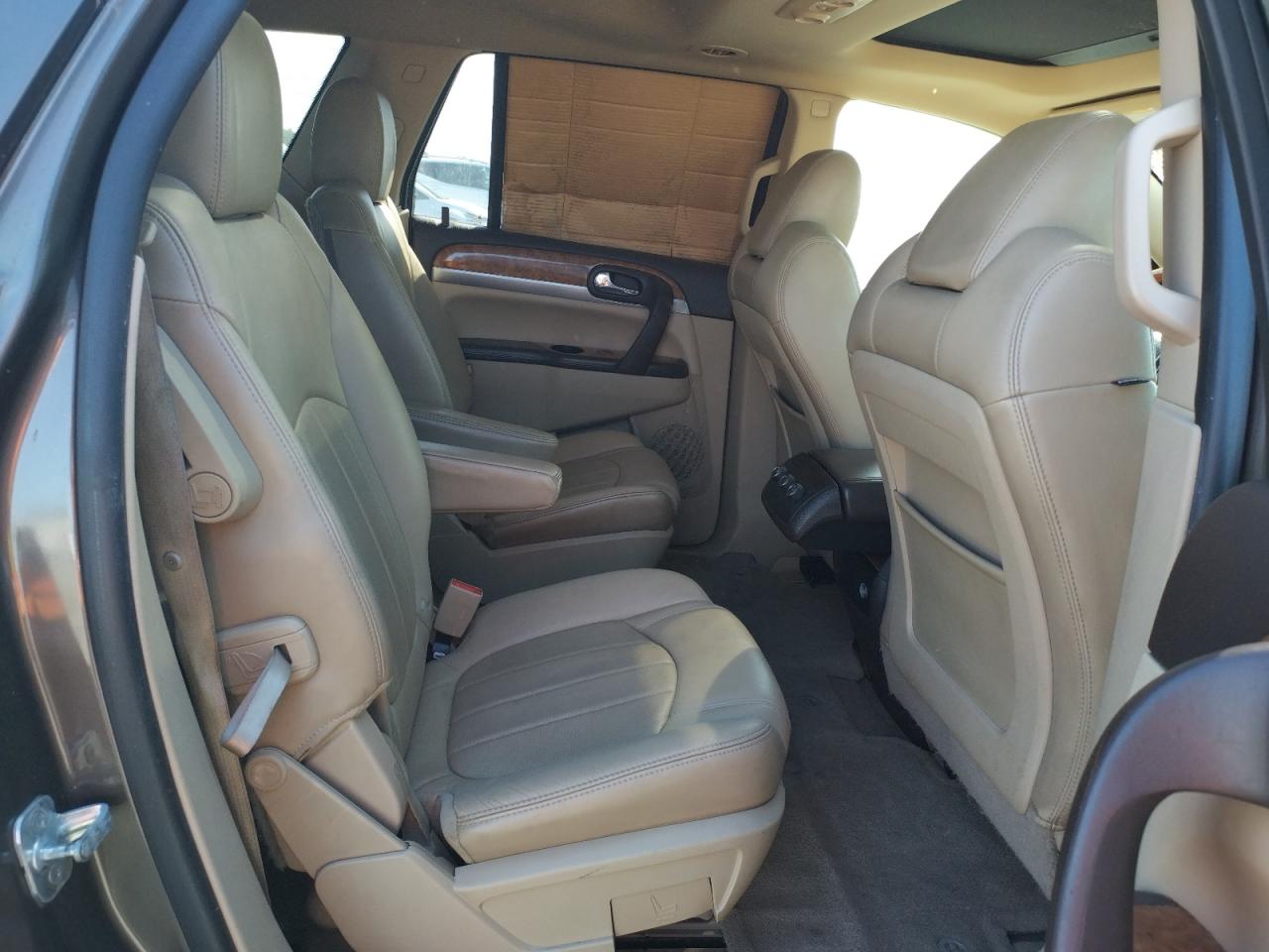 Photo 6 from auction – 2011 BUICK ENCLAVE CX with VIN 5GAKVBED0BJ315901