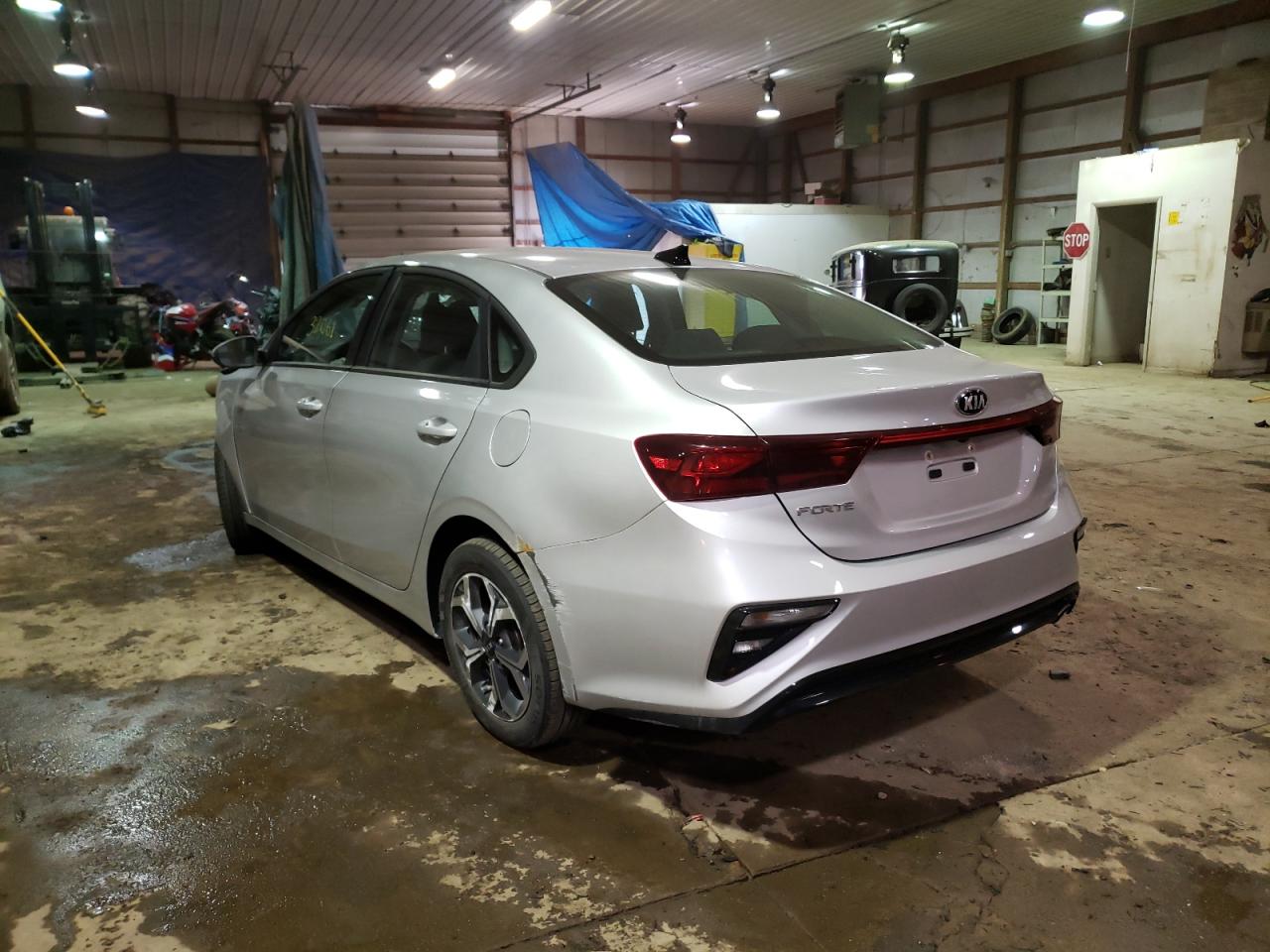 Photo 3 from auction – 2021 KIA FORTE FE with VIN 3KPF24AD0ME284370
