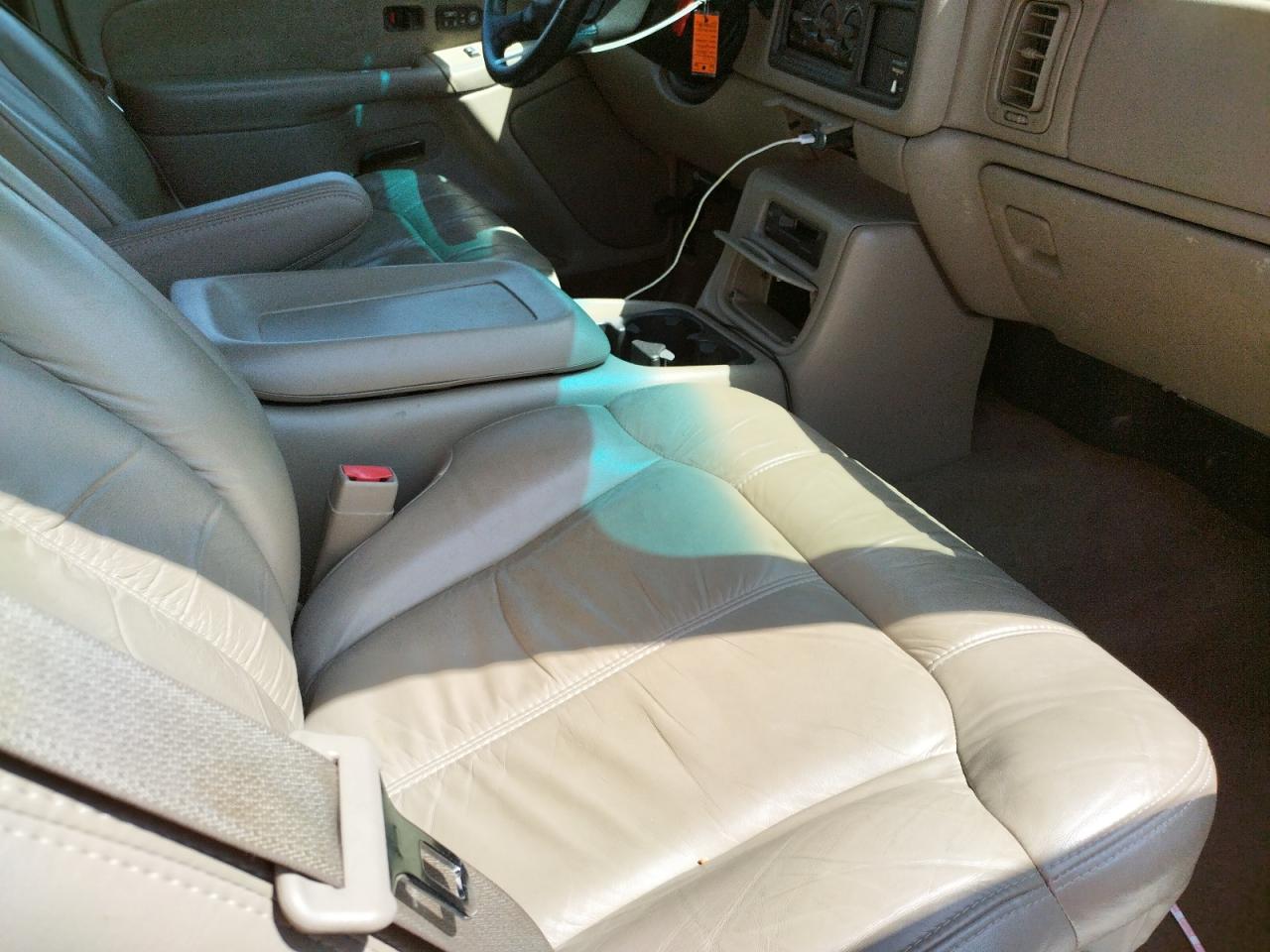 Photo 5 from auction – 2002 CHEVROLET SILVERADO with VIN 2GCEC19T121199468