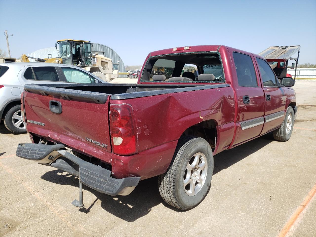 Photo 4 from auction – 2005 CHEVROLET silverado with VIN 2GCEC13T051165194