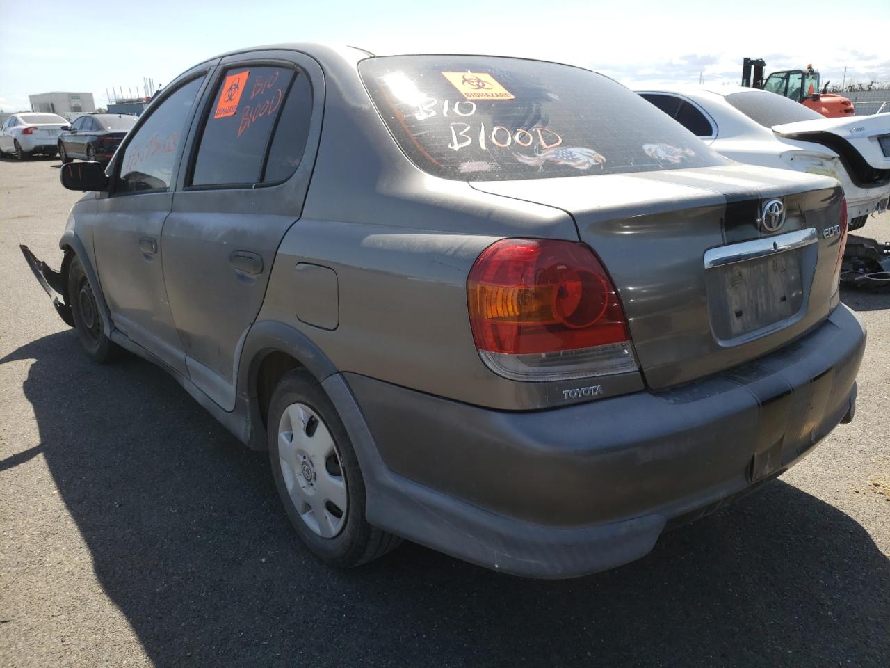 Photo 3 from auction – 2003 TOYOTA ECHO with VIN JTDBT123730306680