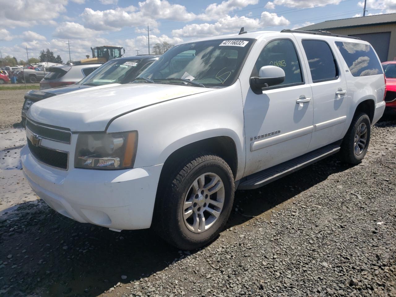 Photo 2 from auction – 2007 CHEVROLET SUBURBAN K with VIN 3GNFK16377G115915