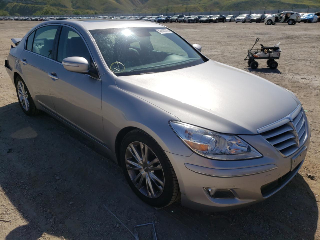 HYUNDAI GENESIS 3. 2011 with VIN KMHGC4DE9BU140526 - Photo from auction