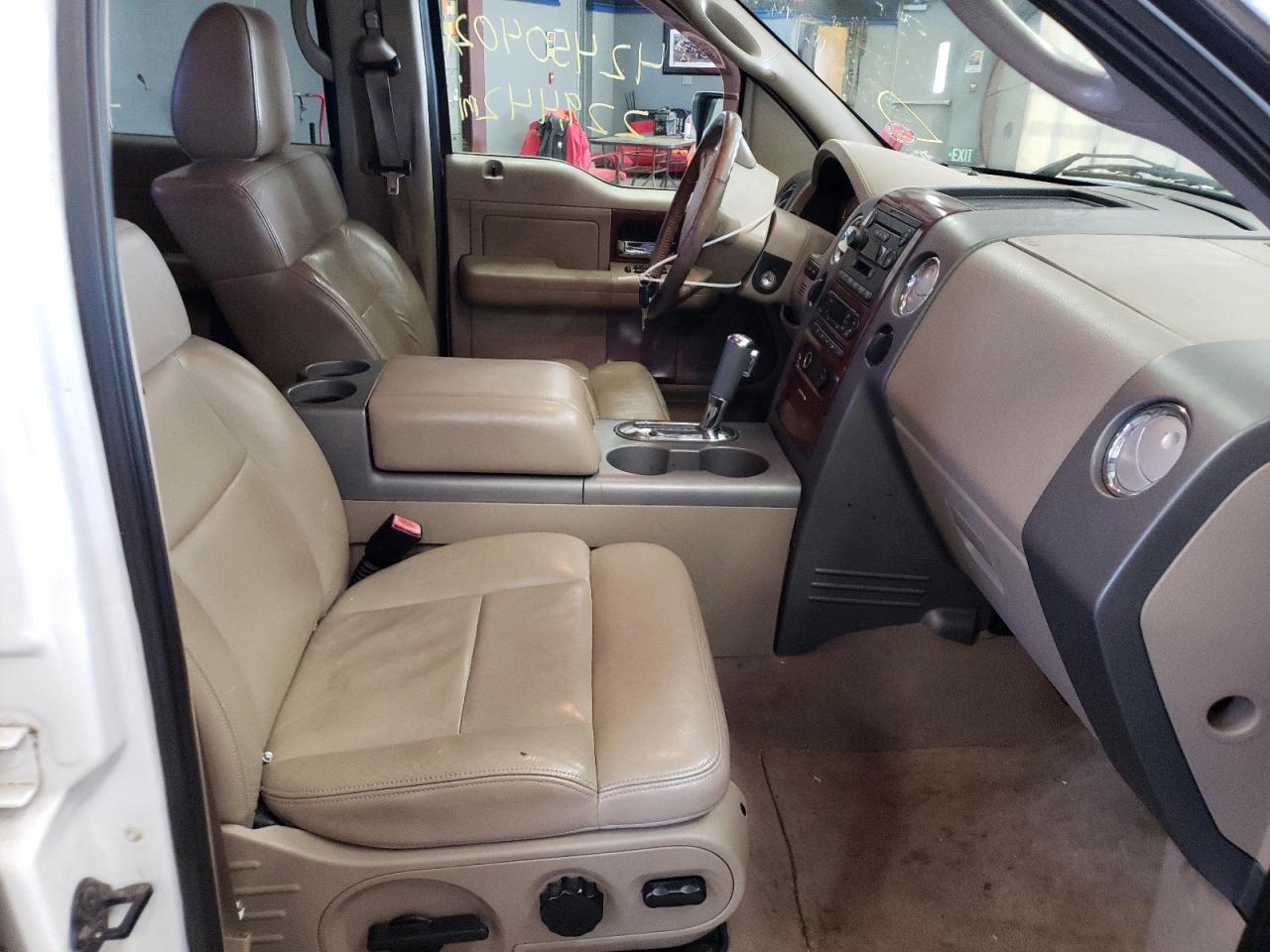 Photo 5 from auction – 2005 FORD F150 SUPER with VIN 1FTPW14525KE36711
