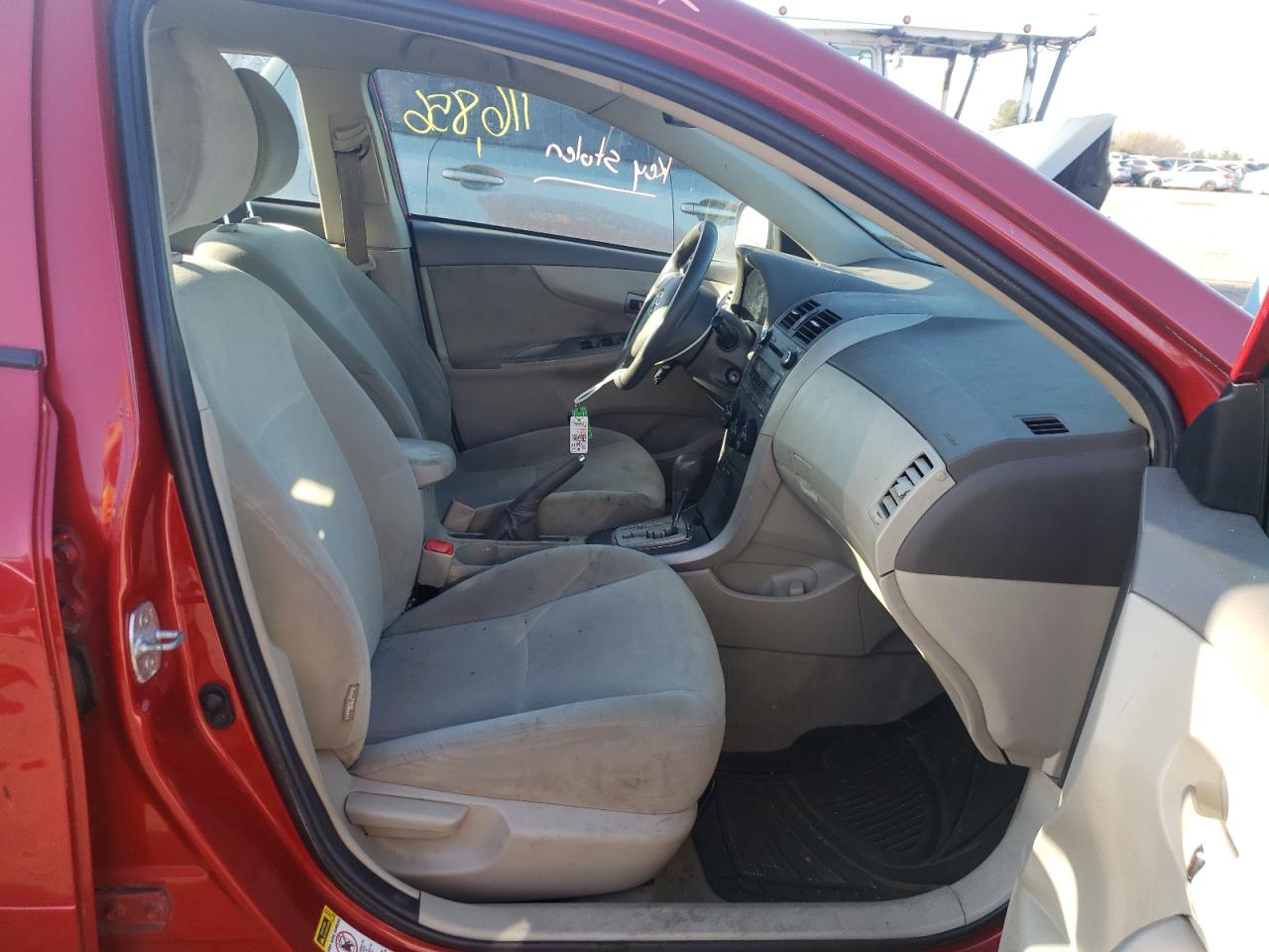 Photo 5 from auction – 2010 TOYOTA COROLLA with VIN 2T1BU4EE6AC236605