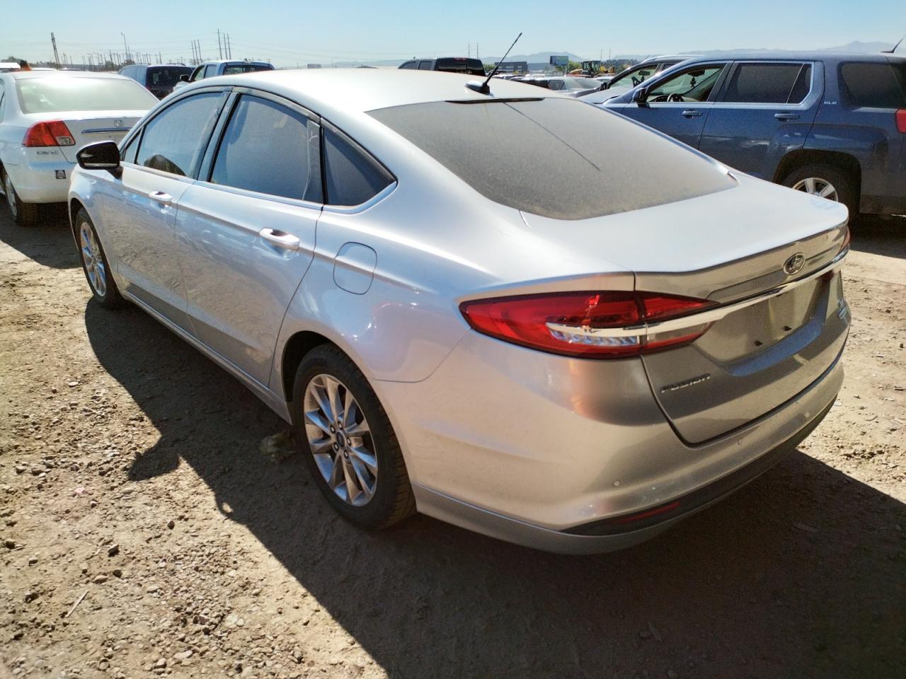 Photo 3 from auction – 2017 FORD FUSION SE with VIN 3FA6P0HD1HR275780
