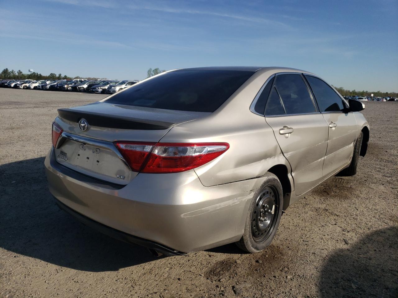 Photo 4 from auction – 2017 TOYOTA CAMRY LE with VIN 4T1BF1FK5HU773763