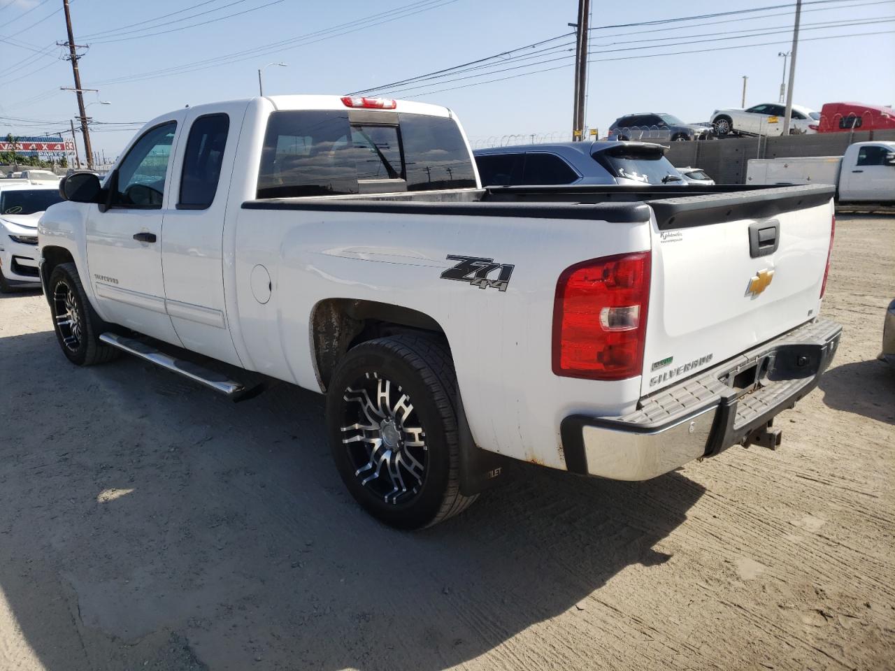 Photo 3 from auction – 2012 CHEVROLET SILVERADO with VIN 1GCRKSE76CZ118122