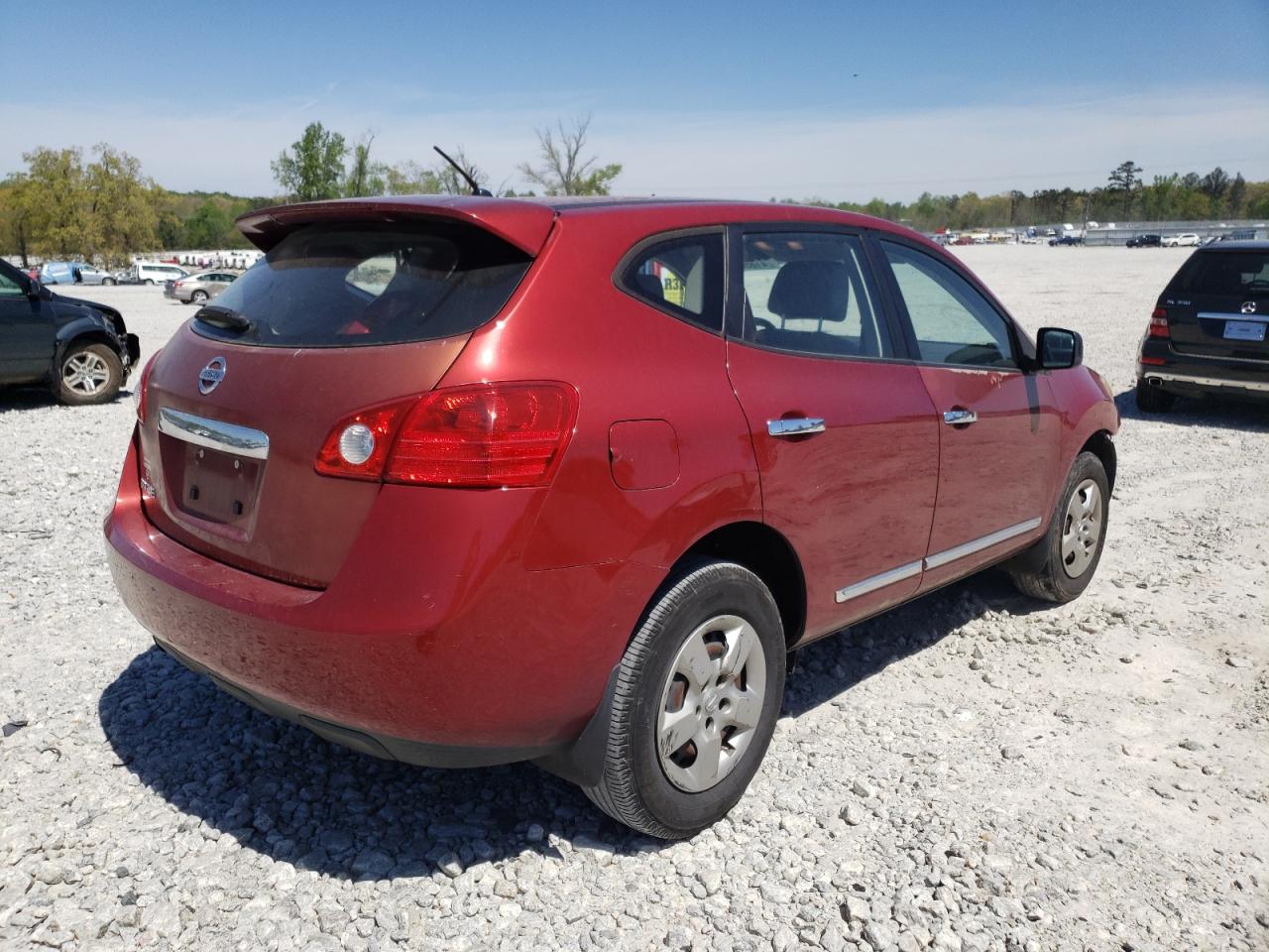 Photo 4 from auction – 2011 NISSAN ROGUE S with VIN JN8AS5MT7BW155083