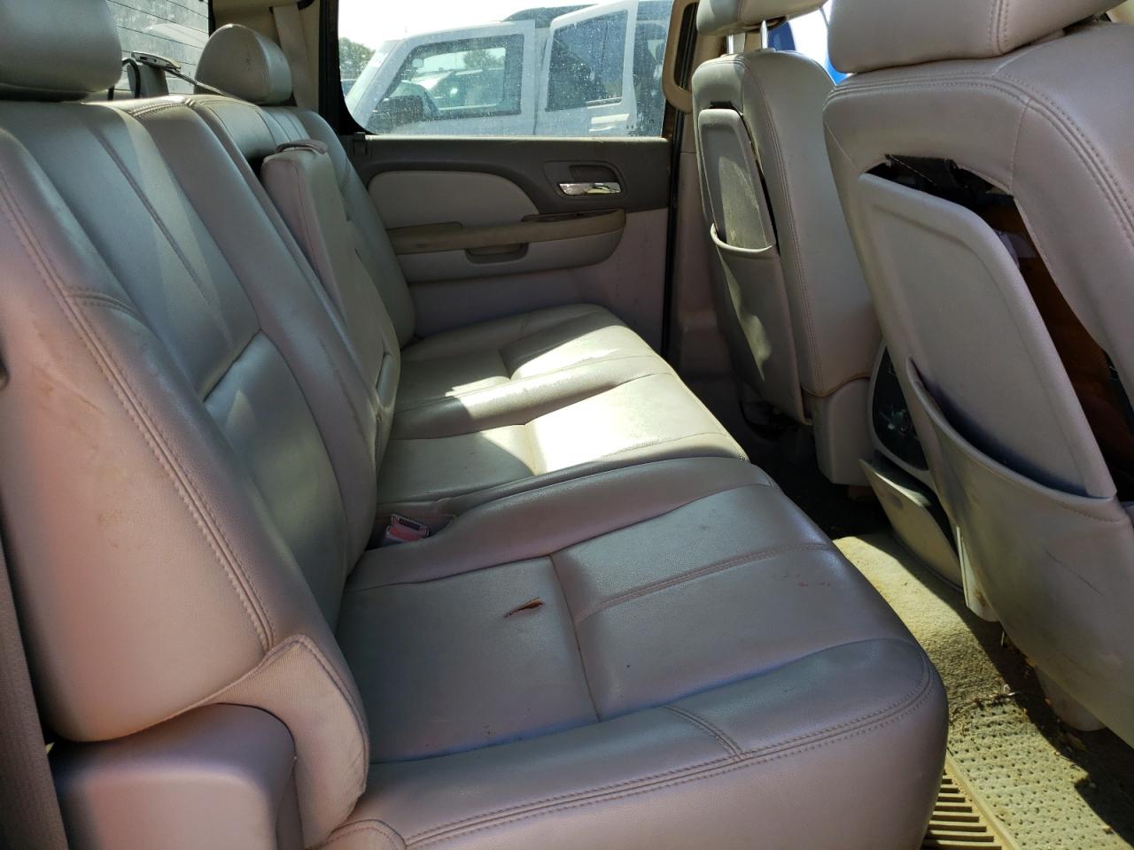 Photo 6 from auction – 2010 CHEVROLET SILVERADO with VIN 3GCRKTE38AG248290