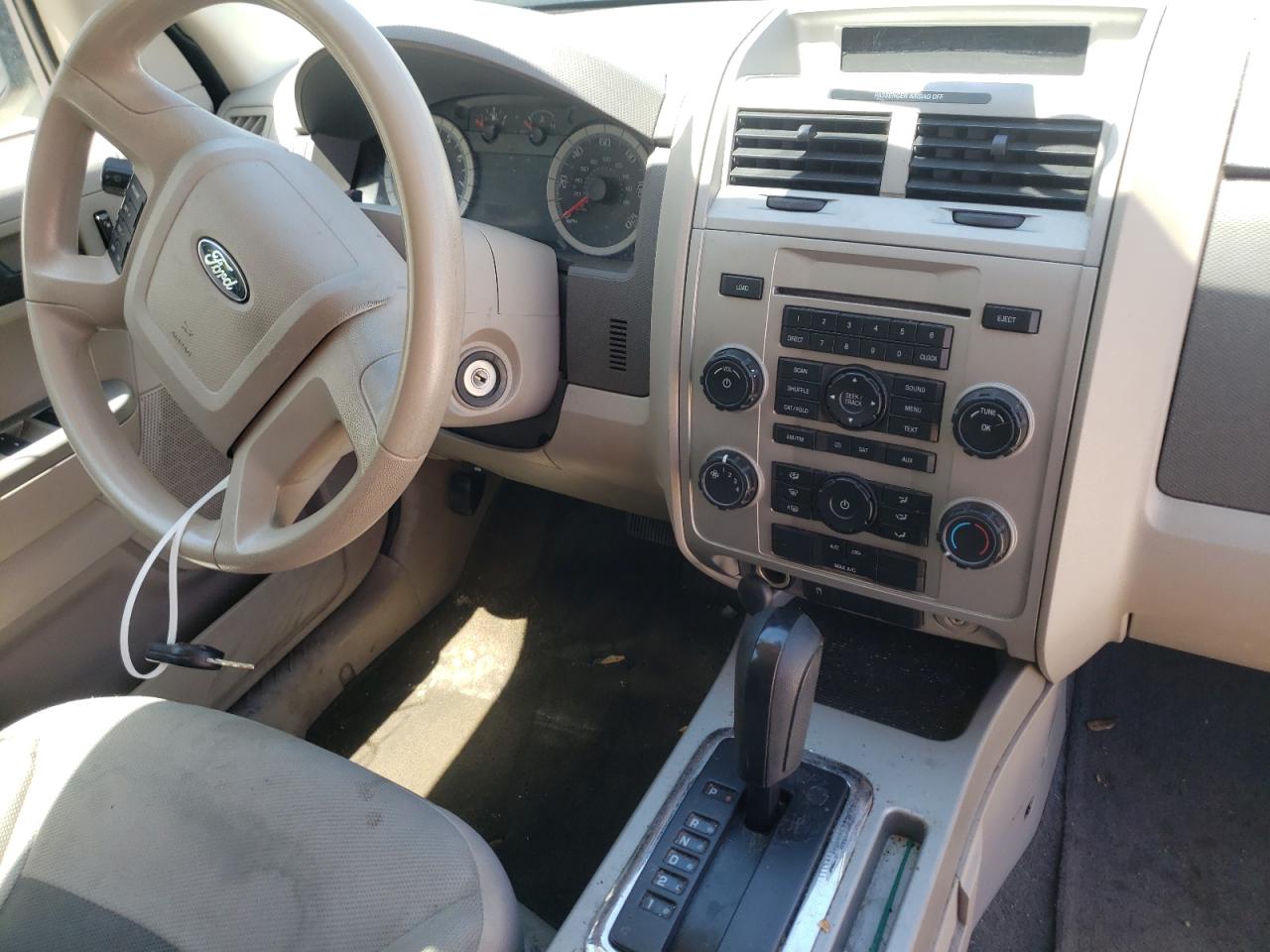 Photo 9 from auction – 2008 FORD ESCAPE XLT with VIN 1FMCU03Z38KB76001