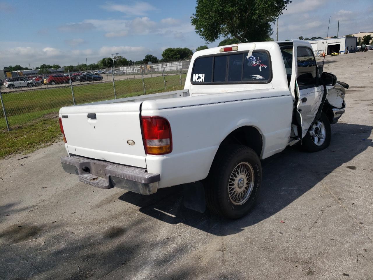 Photo 4 from auction – 1995 FORD RANGER with VIN 1FTCR10A8SPA09900