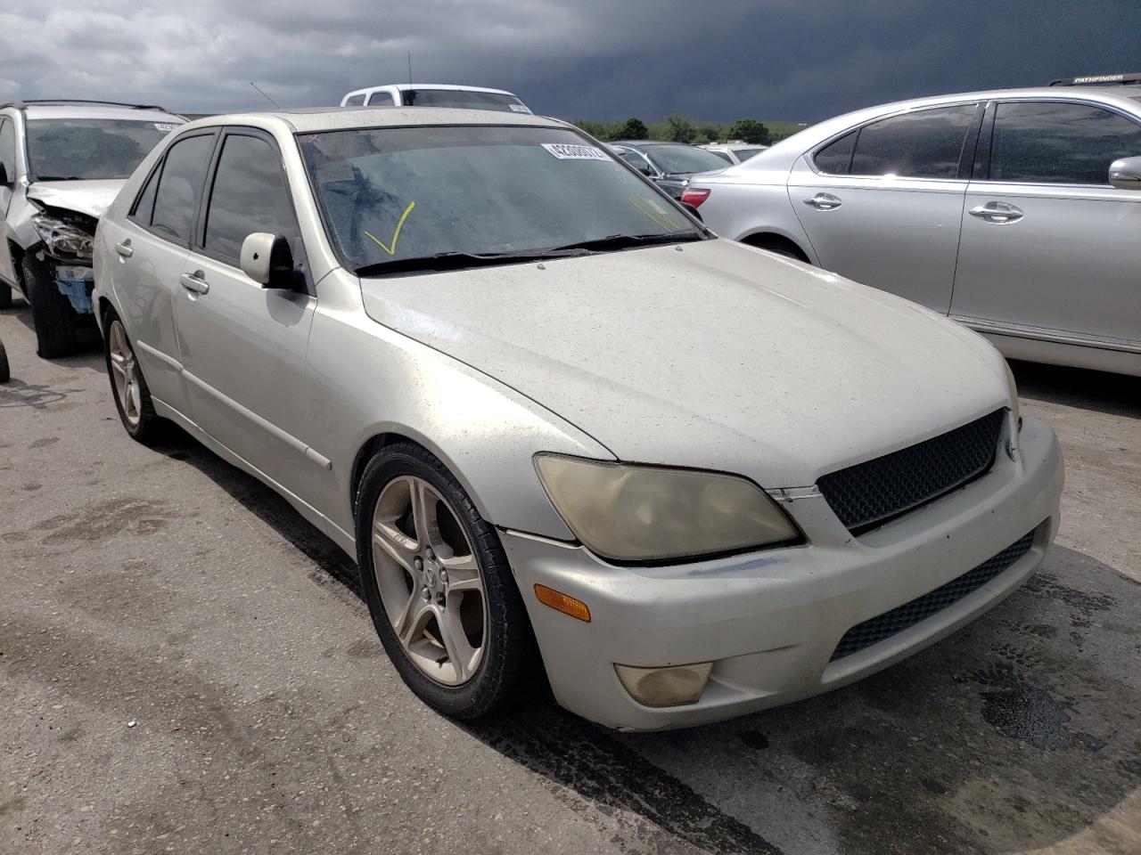 LEXUS IS 300 2002 with VIN JTHBD192720062469 - Photo from auction