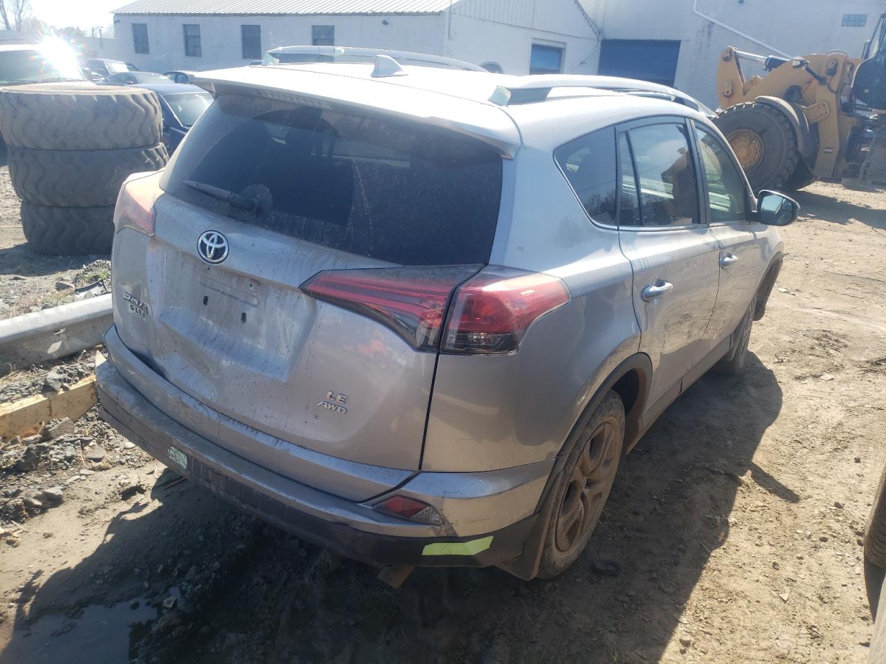 Photo 4 from auction – 2017 TOYOTA RAV4 LE with VIN 2T3BFREV7HW616379