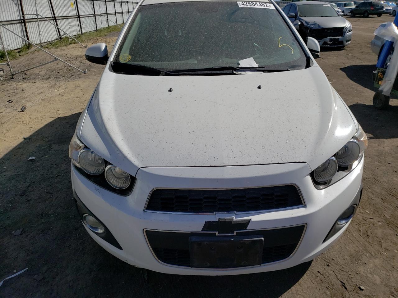 Photo 9 from auction – 2012 CHEVROLET SONIC LTZ with VIN 1G1JE6SH2C4211976