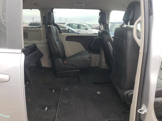 Photo 6 from auction – 2015 CHRYSLER TOWN & COU with VIN 2C4RC1BG2FR628574