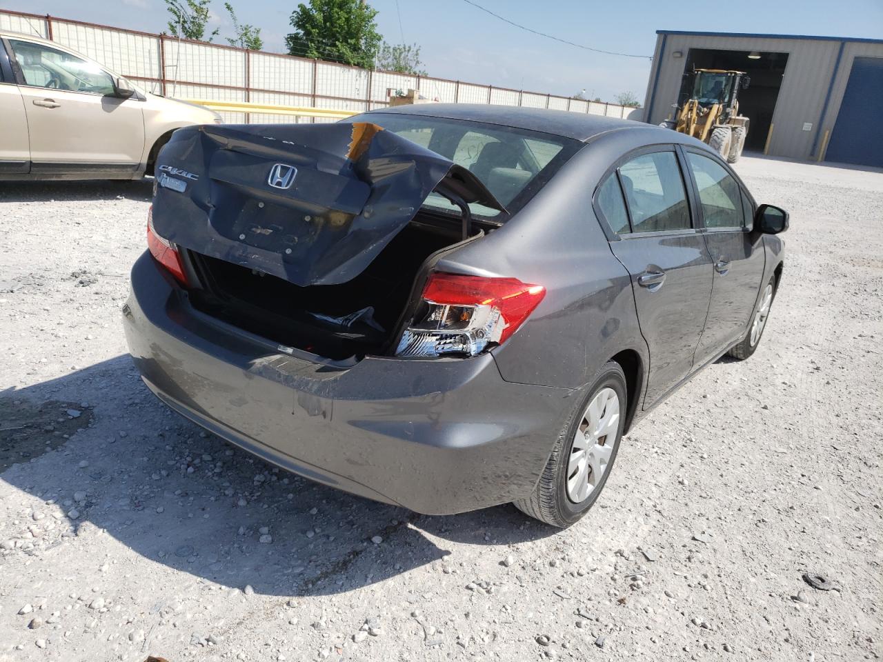 Photo 4 from auction – 2012 HONDA CIVIC LX with VIN 2HGFB2F54CH555571