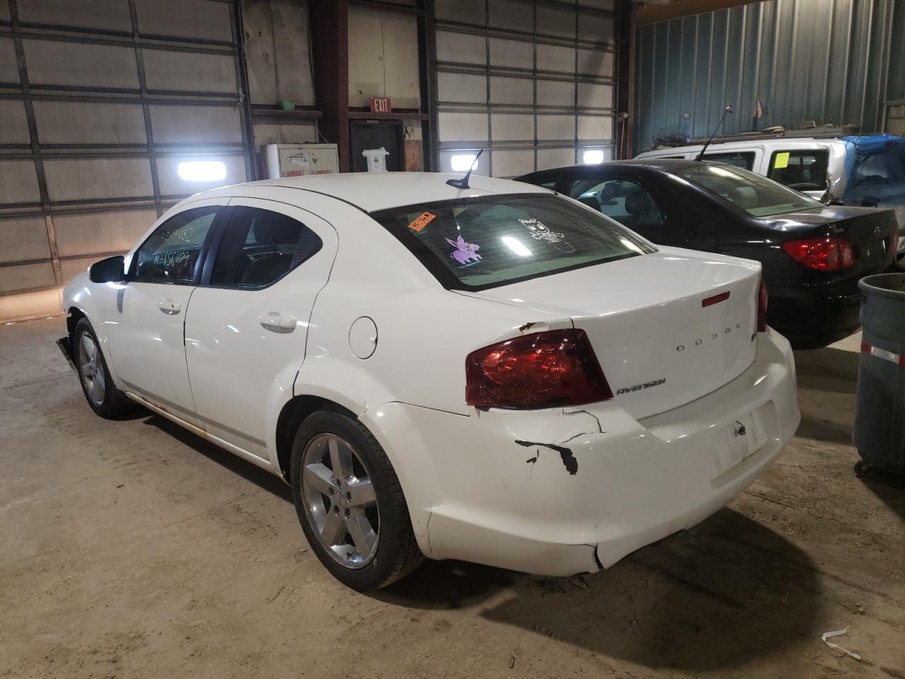 Photo 3 from auction – 2011 DODGE AVENGER LU with VIN 1B3BD2FGXBN572357