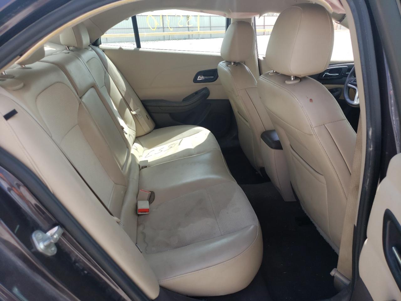 Photo 6 from auction – 2015 CHEVROLET MALIBU with VIN 1G11C5SL7FF223523