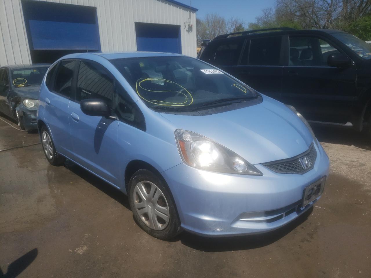 HONDA FIT 2010 with VIN JHMGE8H24AC030833 - Photo from auction