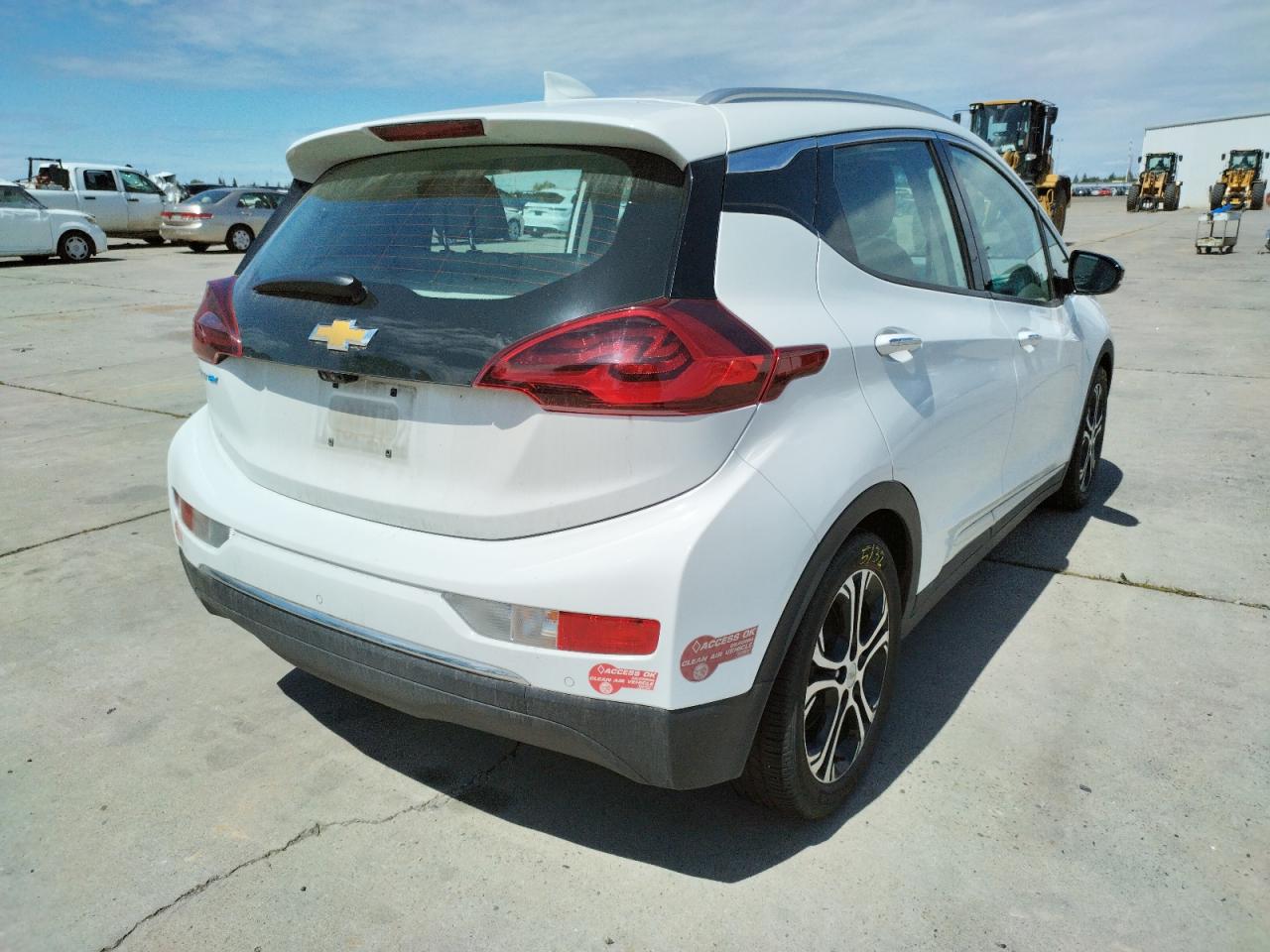 Photo 4 from auction – 2017 CHEVROLET BOLT EV PR with VIN 1G1FX6S03H4146816