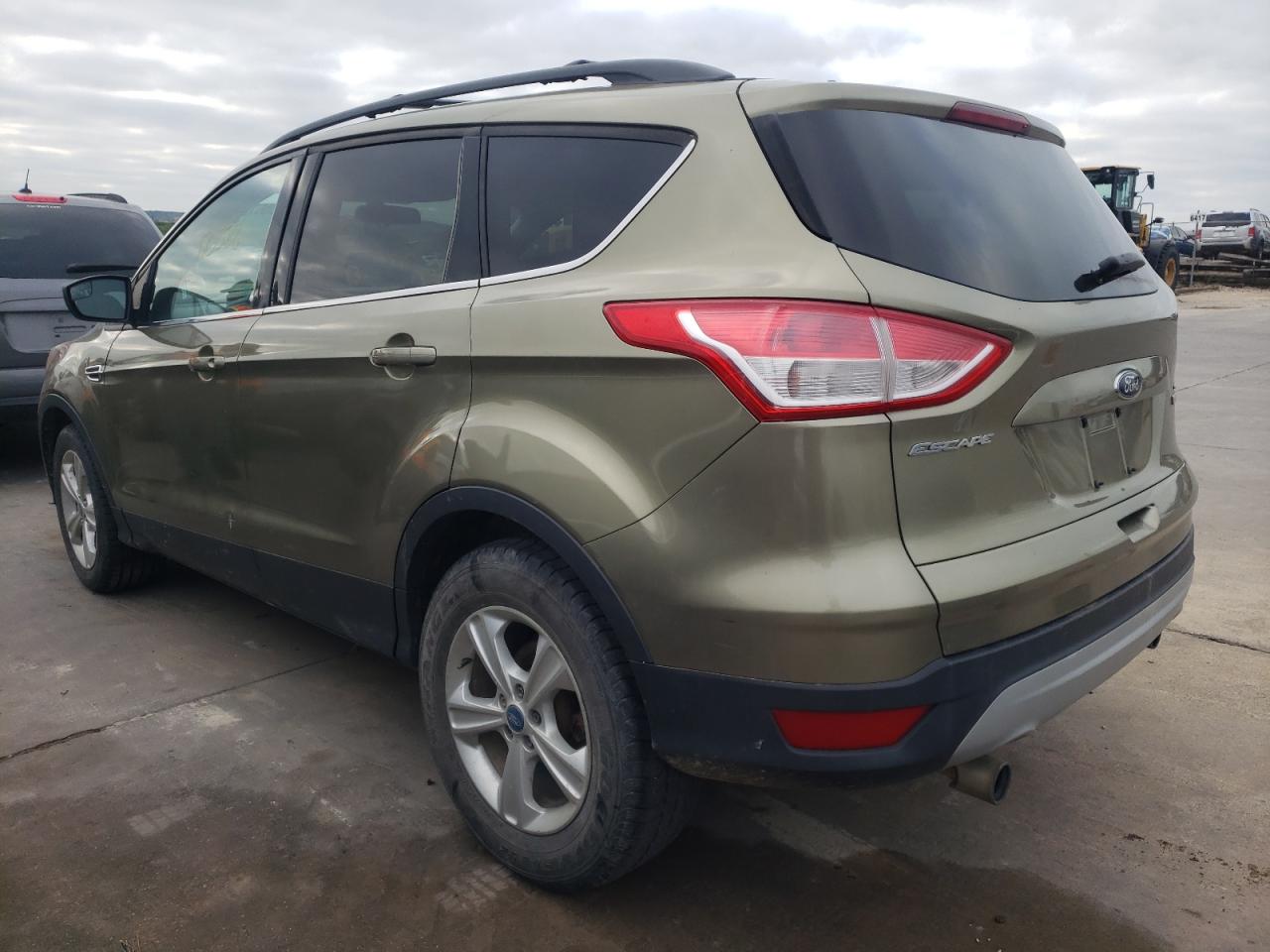 Photo 3 from auction – 2013 FORD ESCAPE SE with VIN 1FMCU0GX1DUA03164