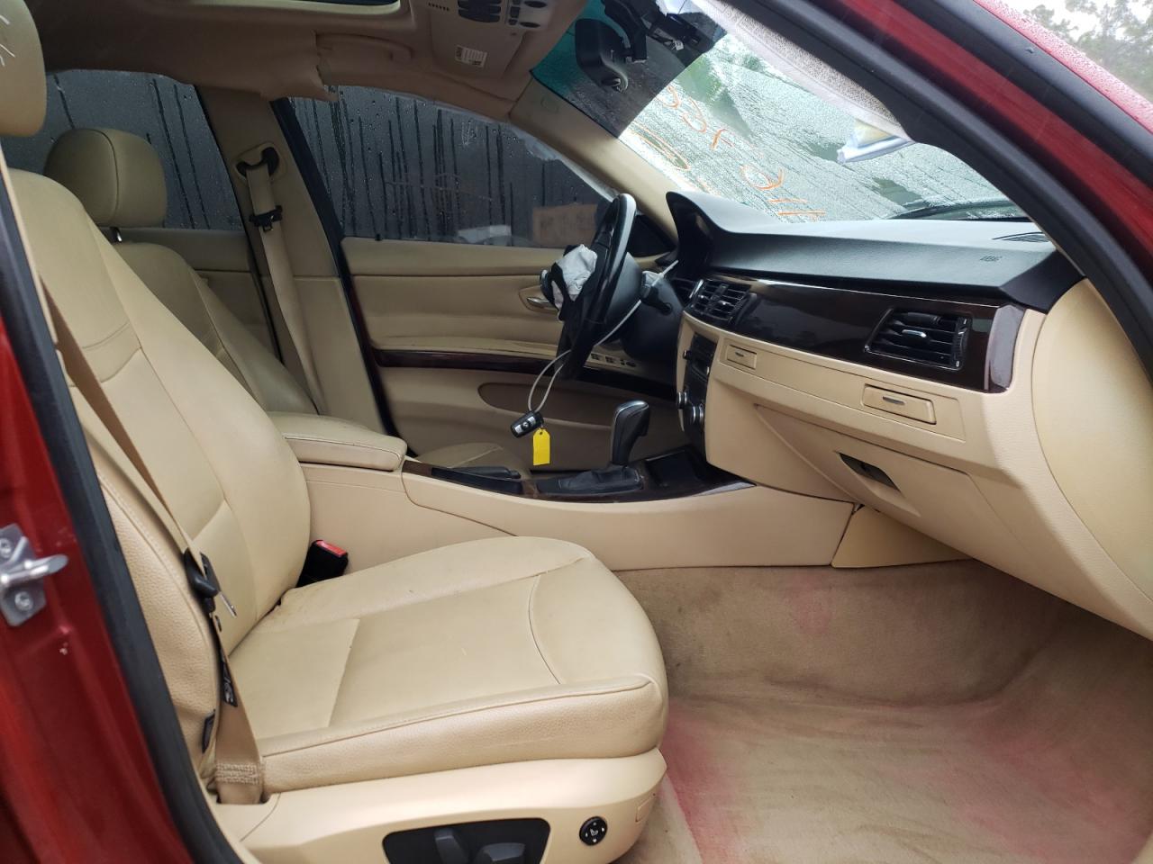 Photo 5 from auction – 2011 BMW 328 I with VIN WBAPH7G59BNN04440