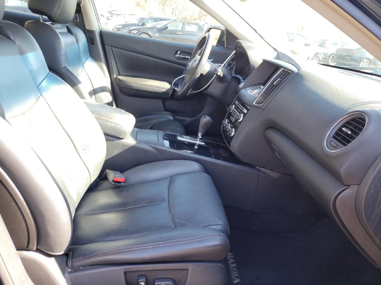 Photo 5 from auction – 2010 NISSAN MAXIMA S with VIN 1N4AA5AP8AC856680
