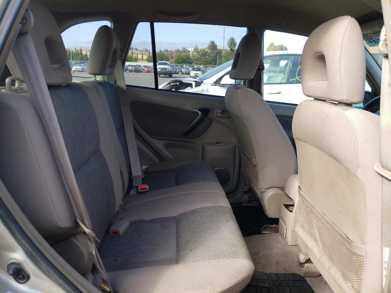 Photo 6 from auction – 2003 TOYOTA RAV4 with VIN JTEHH20V436088633