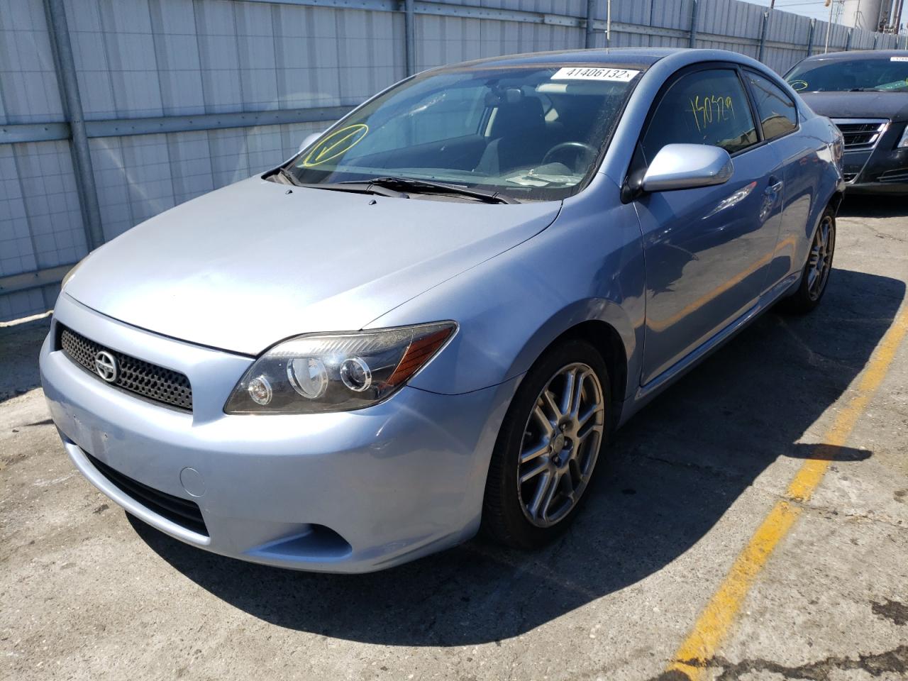 Photo 2 from auction – 2009 TOYOTA SCION TC with VIN JTKDE167090288413