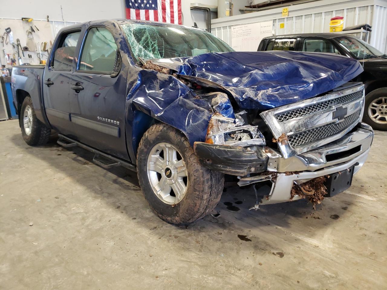 CHEVROLET SILVERADO 2013 with VIN 3GCPKSE76DG355914 - Photo from auction