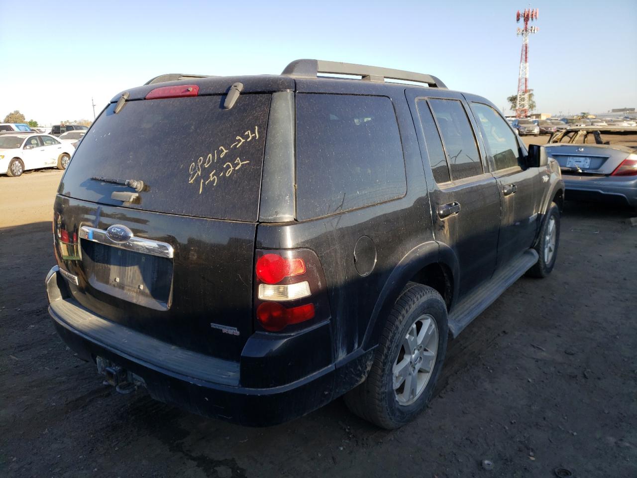 Photo 4 from auction – 2007 FORD EXPLORER X with VIN 1FMEU63817UA59295