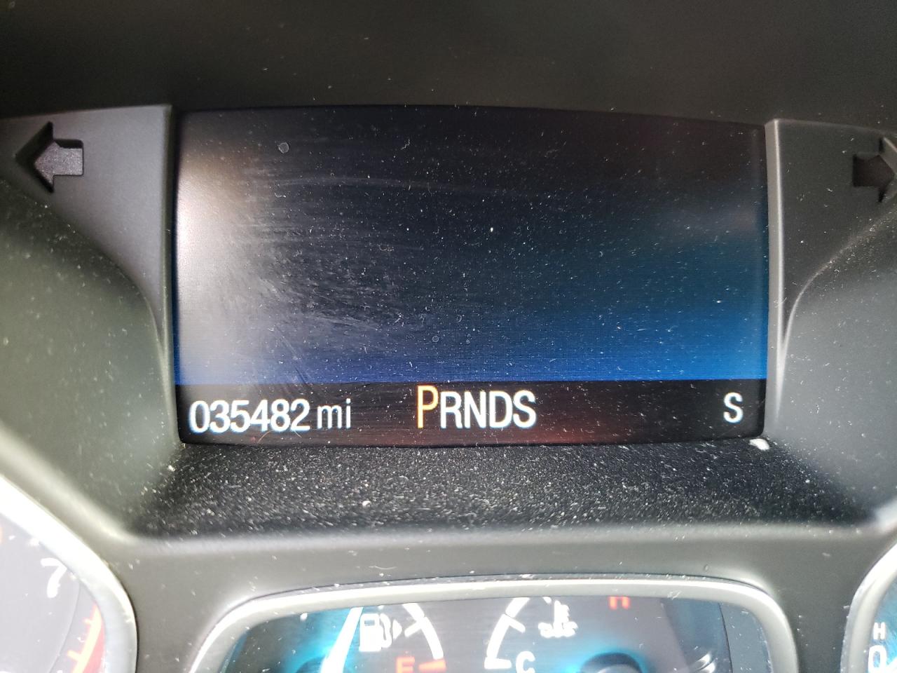 Photo 8 from auction – 2018 FORD ESCAPE SE with VIN 1FMCU0GDXJUD18787