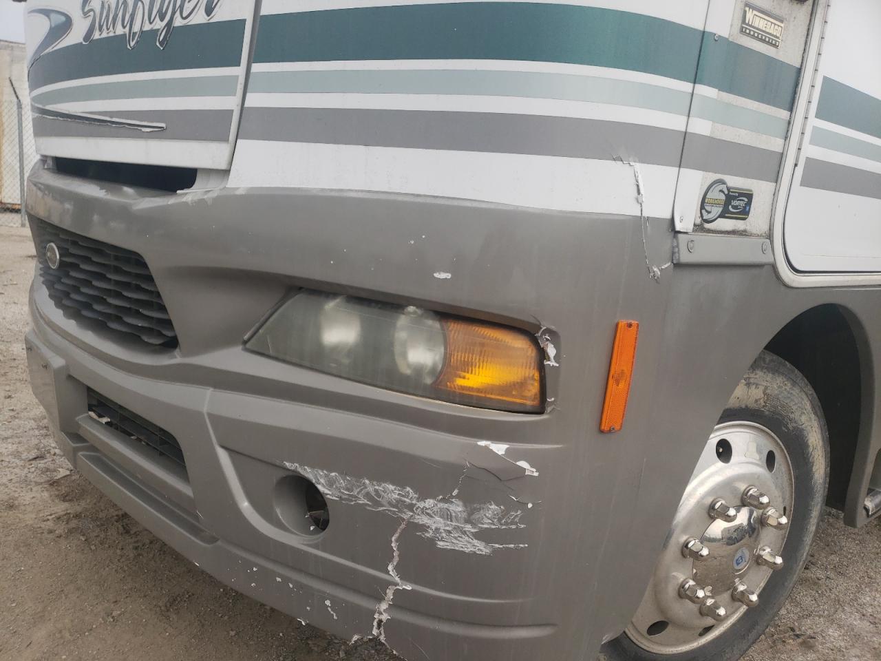 Photo 9 from auction – 2003 OTHER WINNEBAGO with VIN 5B4MP67G633358943