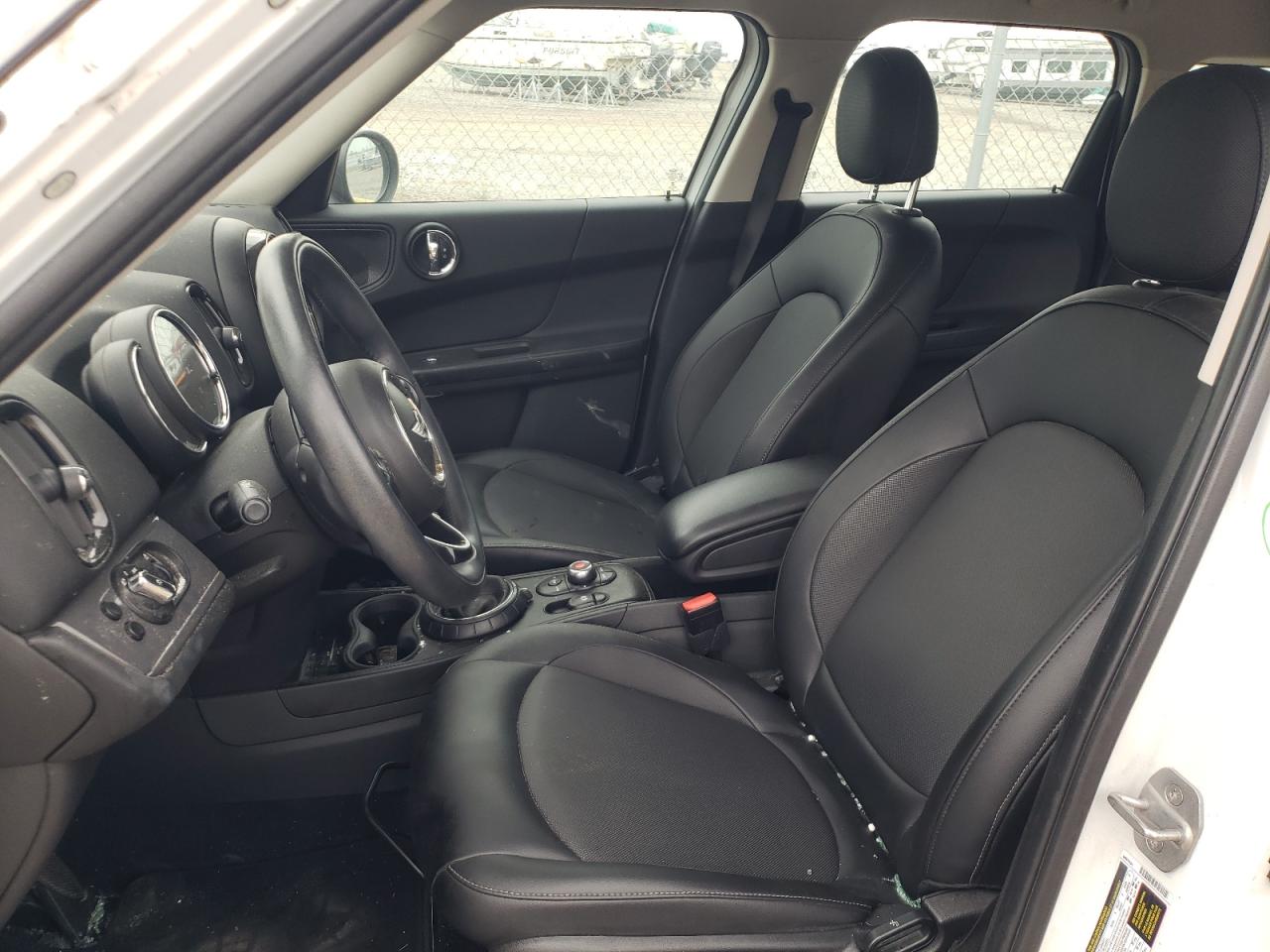 Photo 5 from auction – 2017 MINI COOPER COU with VIN WMZYS7C32H3B62771