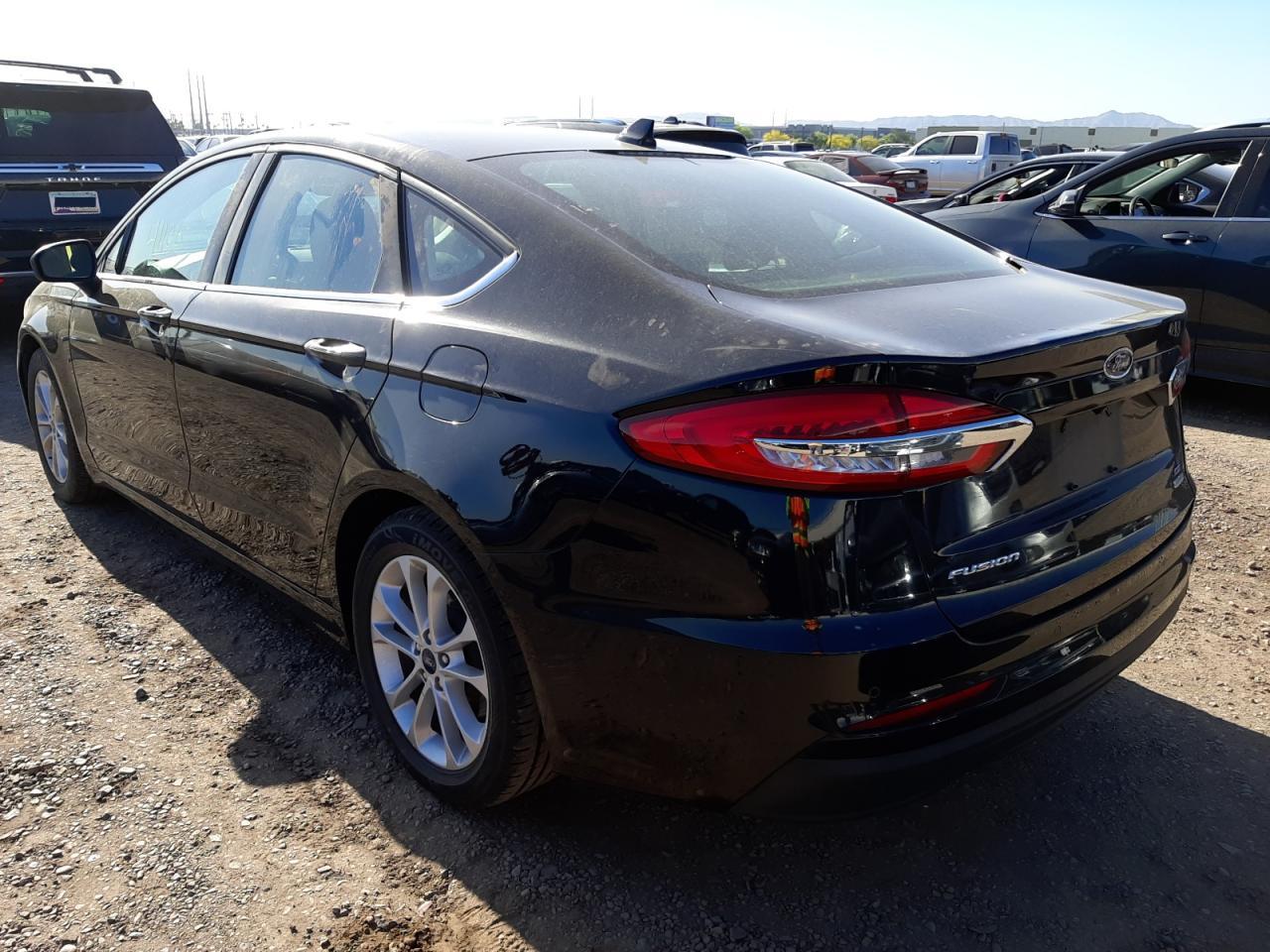 Photo 3 from auction – 2020 FORD FUSION SE with VIN 3FA6P0HD0LR136183