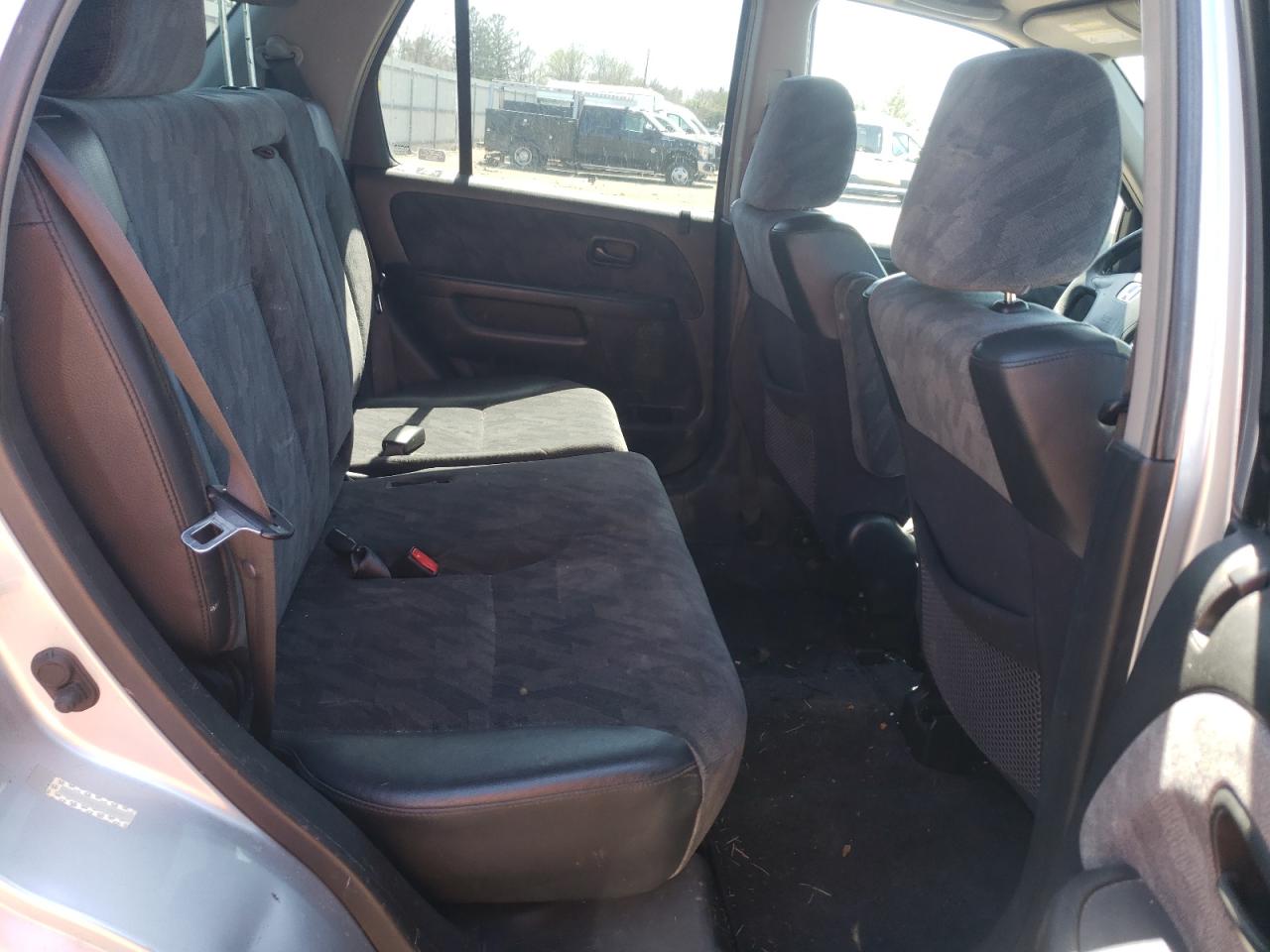 Photo 6 from auction – 2003 HONDA CR-V EX with VIN SHSRD78803U115596