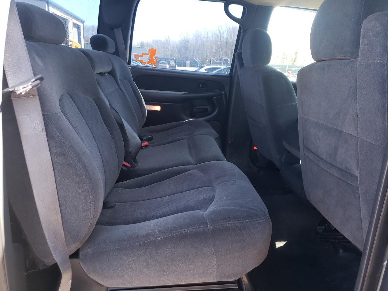 Photo 6 from auction – 2002 CHEVROLET SILVERADO with VIN 1GCJK33162F209876