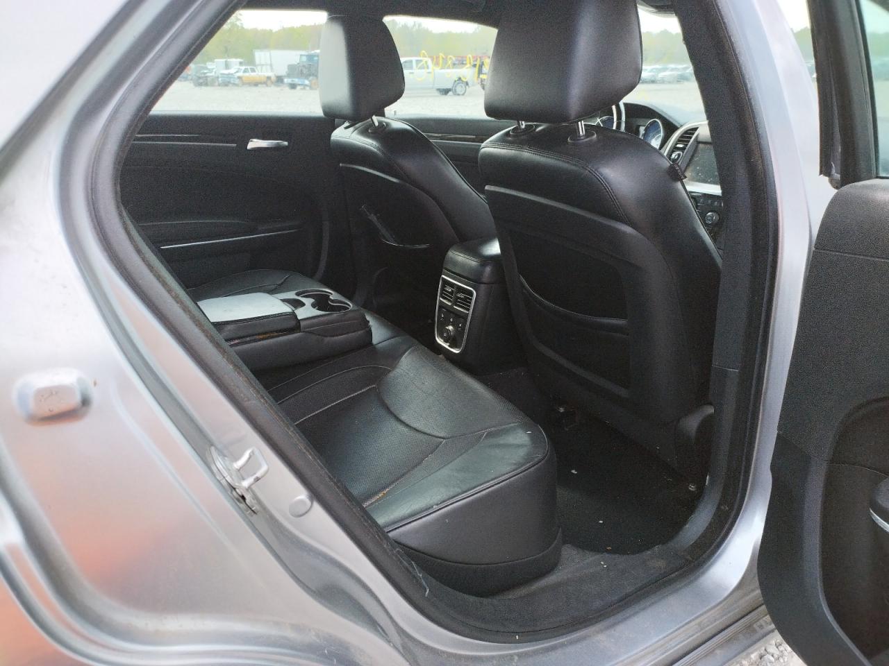 Photo 6 from auction – 2013 CHRYSLER 300C with VIN 2C3CCAKG6DH665480