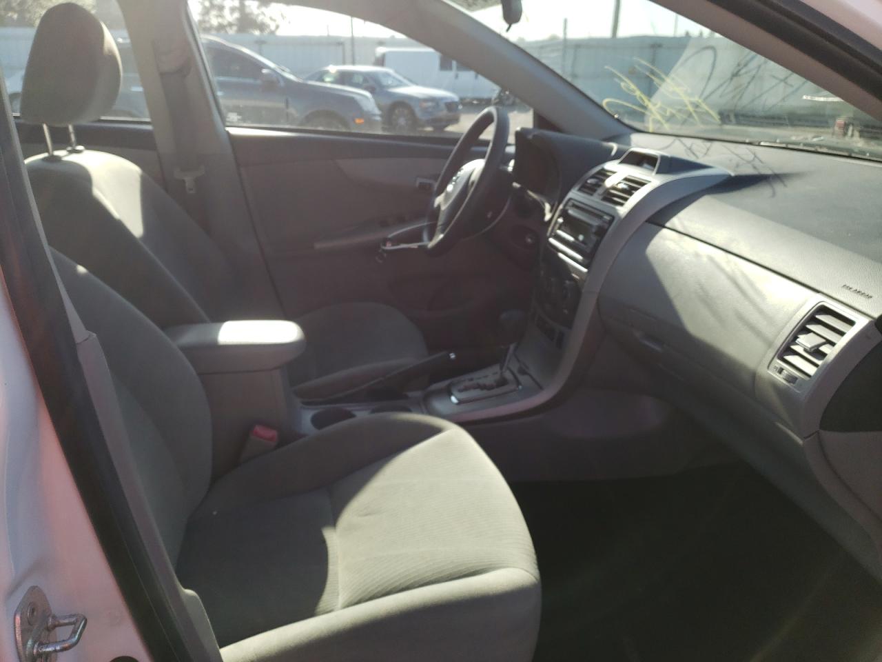 Photo 5 from auction – 2012 TOYOTA COROLLA BA with VIN 2T1BU4EE8CC913124