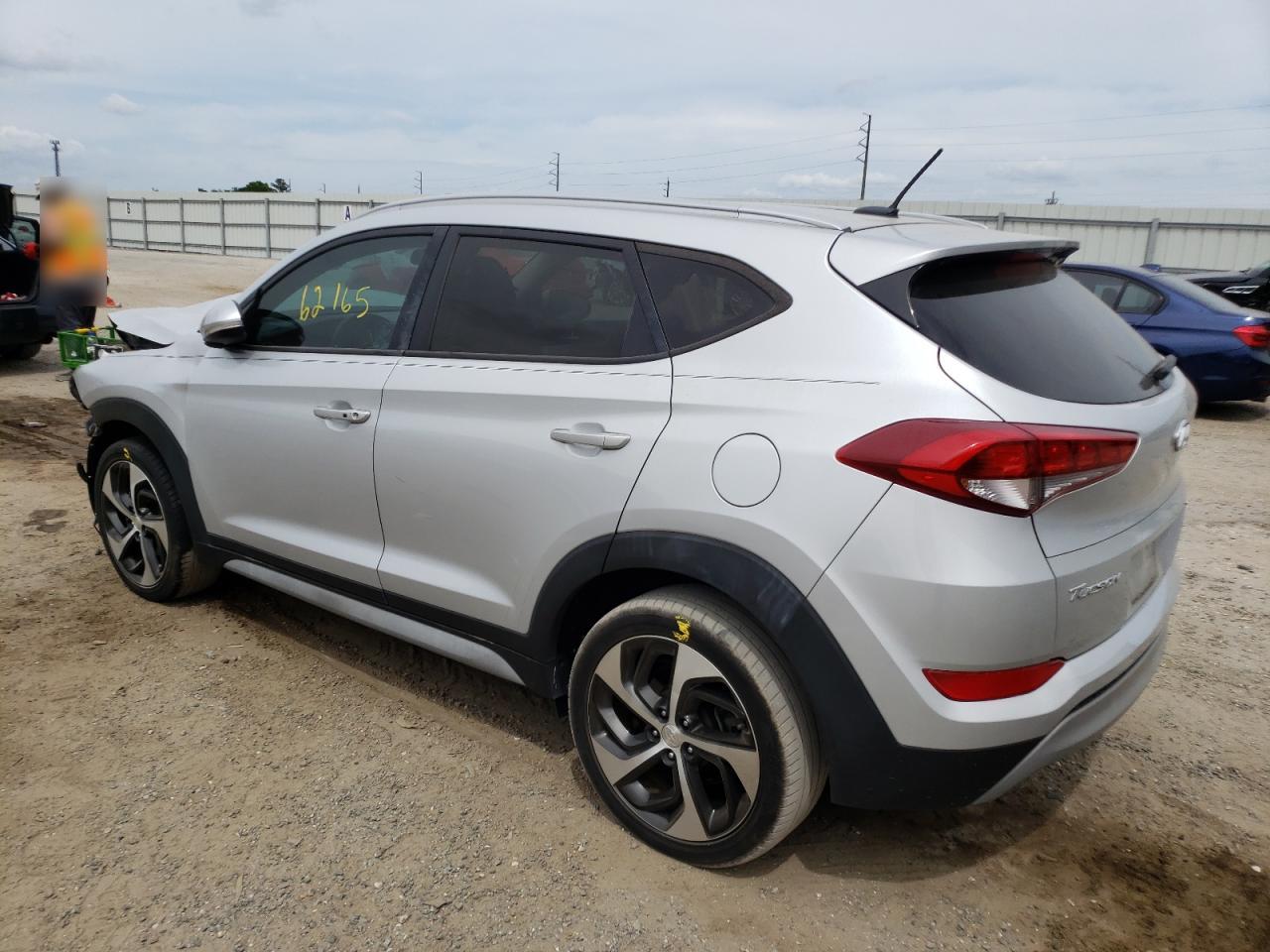 Photo 3 from auction – 2017 HYUNDAI TUCSON LIM with VIN KM8J33A2XHU413699