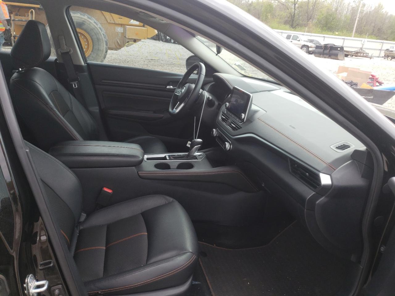 Photo 5 from auction – 2020 NISSAN ALTIMA SR with VIN 1N4BL4CV5LN301830