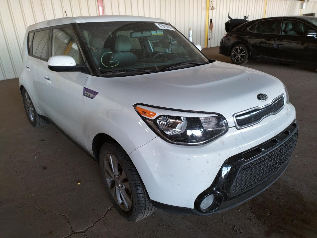 KIA SOUL + 2016 with VIN KNDJP3A5XG7330676 - Photo from auction