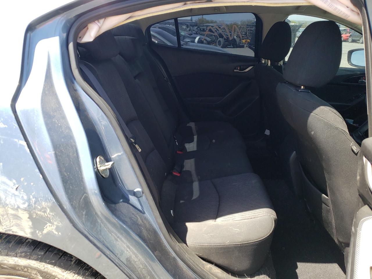 Photo 6 from auction – 2016 MAZDA 3 SPORT with VIN JM1BM1U71G1338554