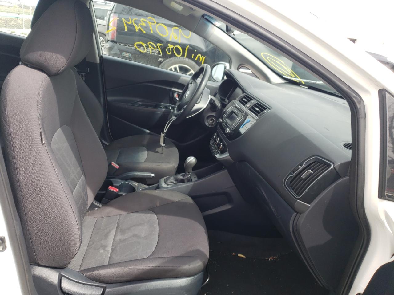 Photo 5 from auction – 2016 KIA RIO LX with VIN KNADM4A30G6606439