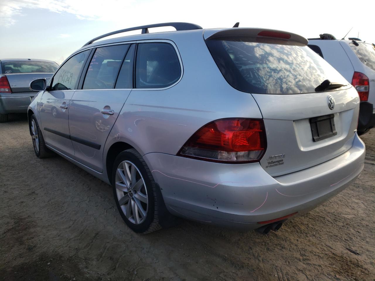 Photo 3 from auction – 2012 VOLKSWAGEN JETTA with VIN 3VWPL7AJ5CM677789